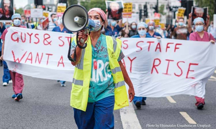 Vaccine Workers March Towards CM House In Protest