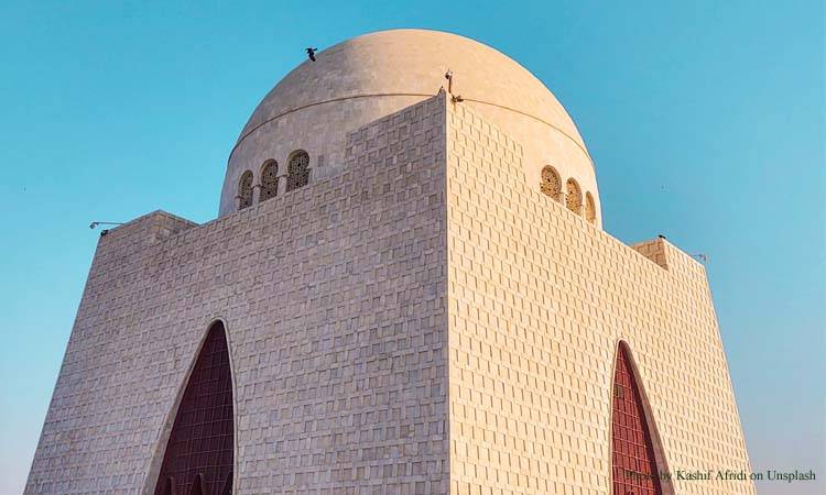Ten million population of Karachi gets vaccinated