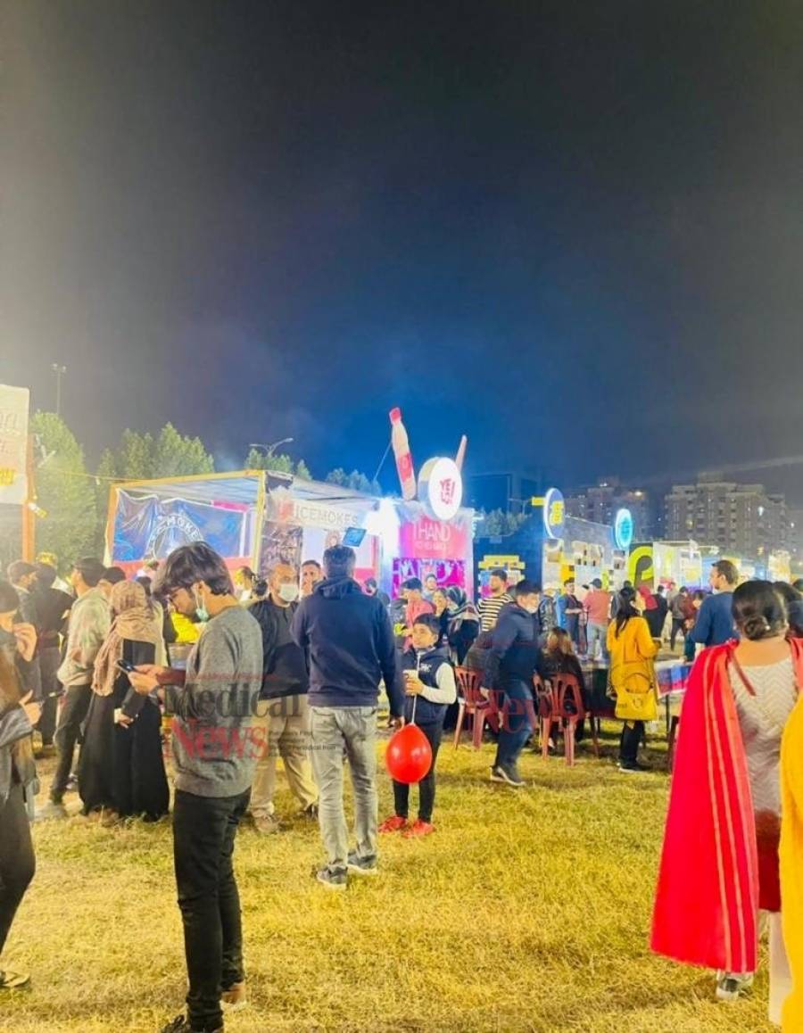 Karachi Eat Festival 2022 invites Omicron 