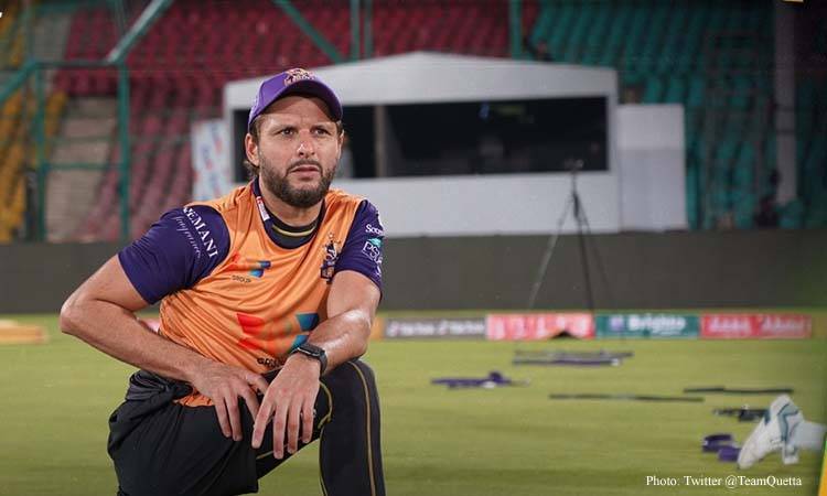 Shahid Afridi contracts COVID-19 amid PSL 7