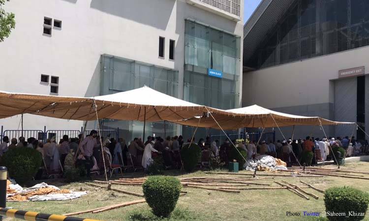 No COVID-19 vaccination available at Expo Centre
