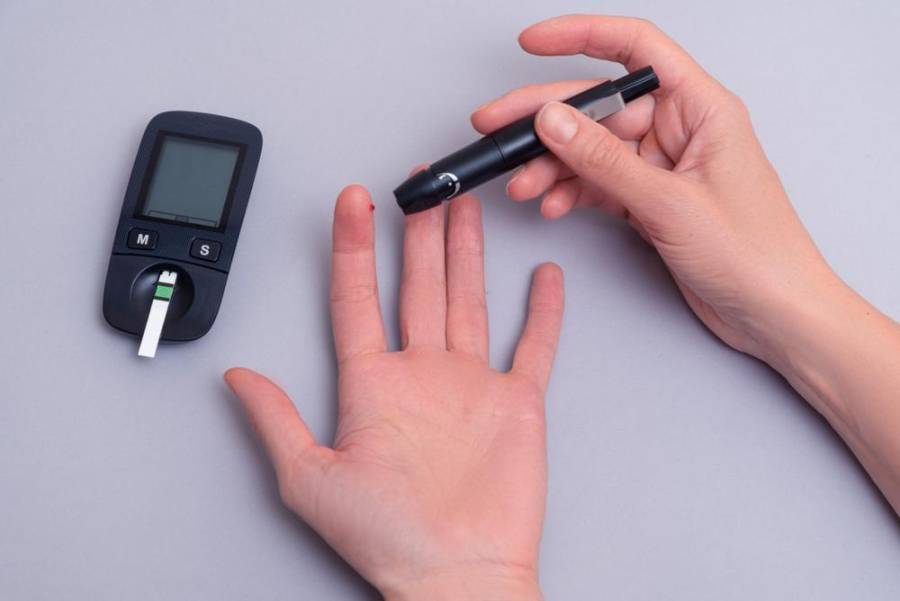 A glucose meter could soon say whether you have SARS-CoV-2 antibodies