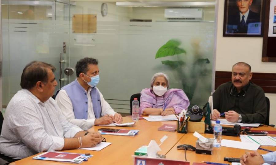 Abdul Qadir Patel reviews polio eradication initiative in Sindh