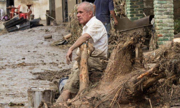 Sindh Rescue 1122 treats 30,000 flood victims