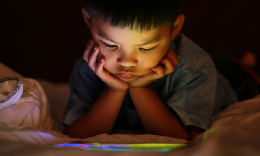 Assessment of changes in child and adolescent screen time during pandemic
