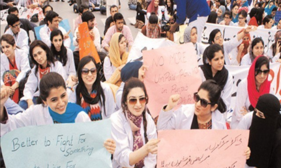 Sindh Health Department increases salaries of doctors