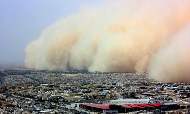 Thunderstorms in Jeddah cause flooding