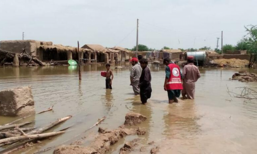 Pakistan Red Crescent Society distributes flood relief packages in Jacobabad
