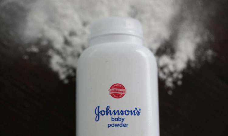 J&J bid to move cancer patients lawsuits to bankruptcy court thwarted