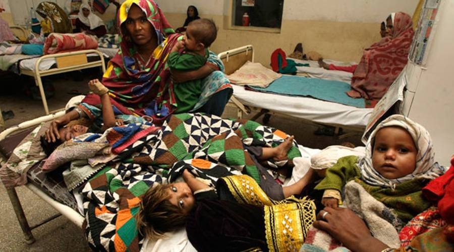 Children admitted to a public hospital in Sindh, receiving treatment for measles amid the 2025 outbreak.