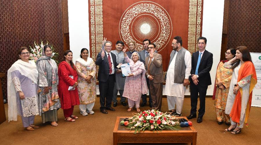 AKU launches malaria elimination project in Thatta.