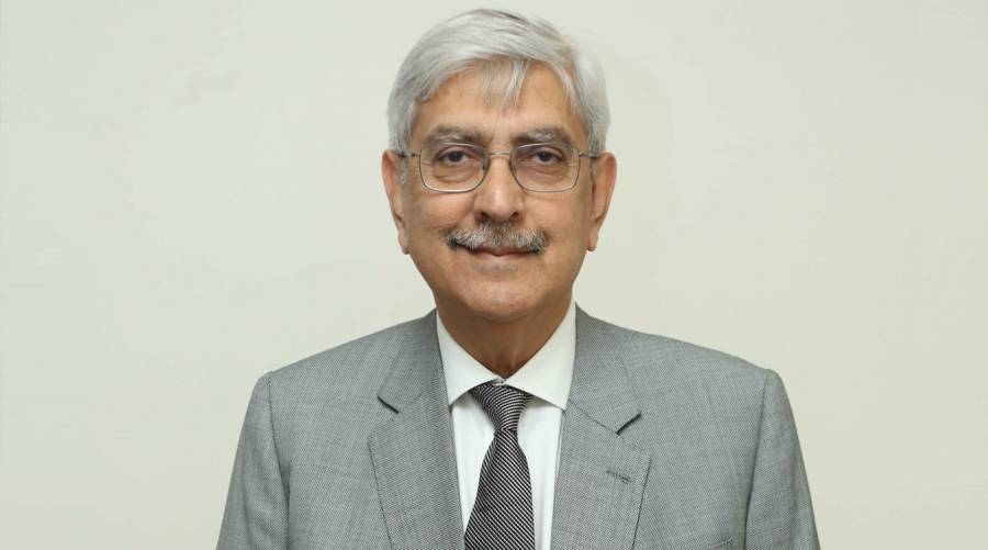Professor Muhammad Saeed Quraishy honored at his retirement ceremony for his leadership at Dow University.