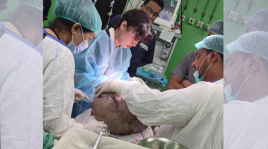 Karachi doctors remove 10kg abdominal tumor in complex surgery at Sindh Government Lyari General Hospital
