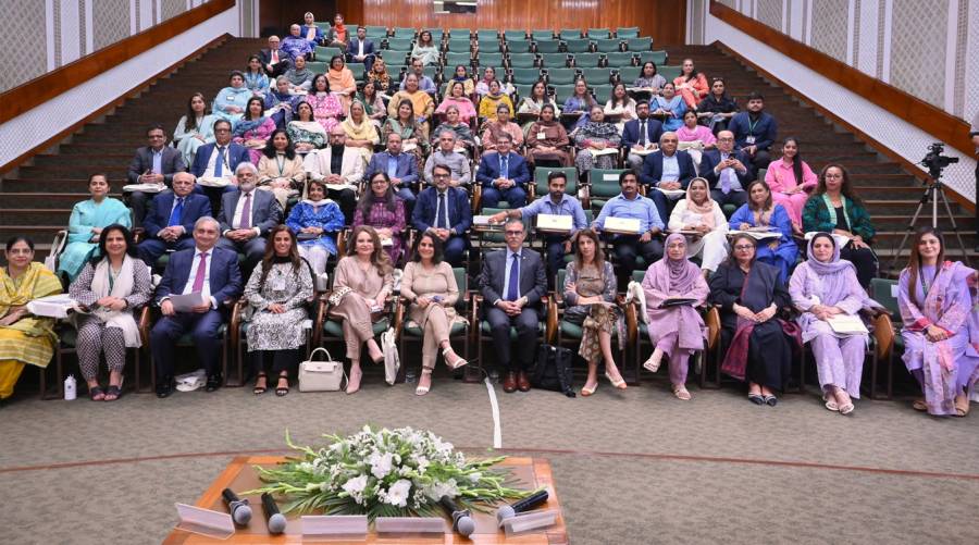 Aga Khan University and Pakistan Business Council release report on Pakistan’s nursing workforce and its economic potential.