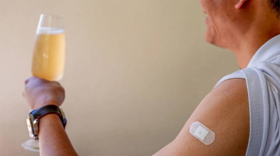 Experts recommend hydration, protein, and nutrient-rich foods before and after a flu shot to support immunity and reduce side effects.
