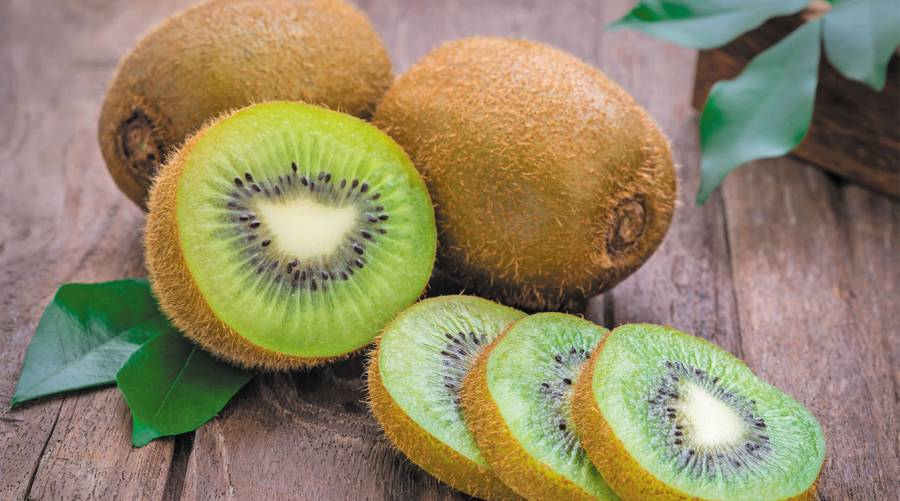 Chronic constipation relief: Kiwi and mineral water show strong evidence