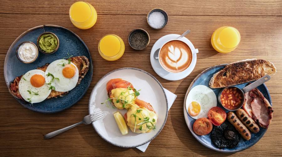Skipping breakfast may raise risk of hypertension, high blood sugar