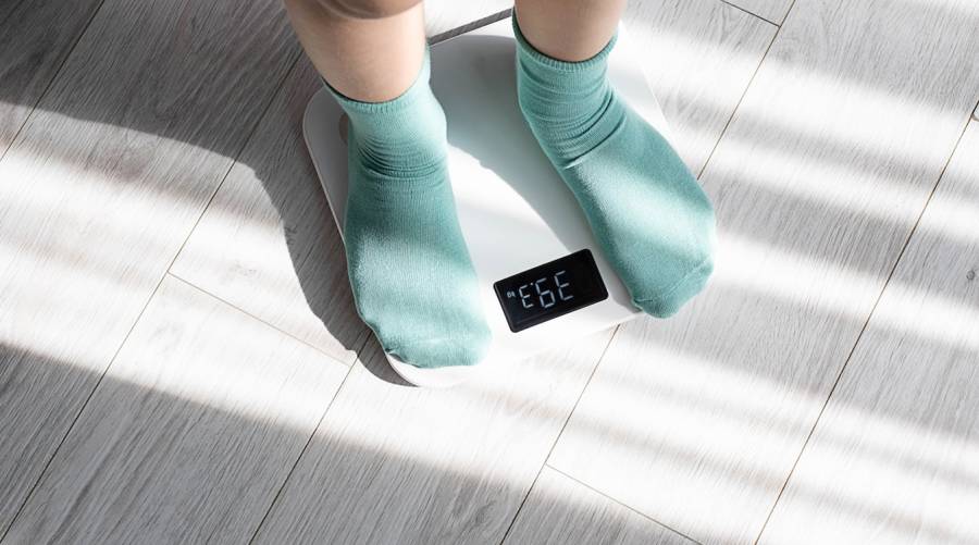Medical researchers warn that hidden visceral fat around organs raises heart attack and stroke risk even in slim individuals.
