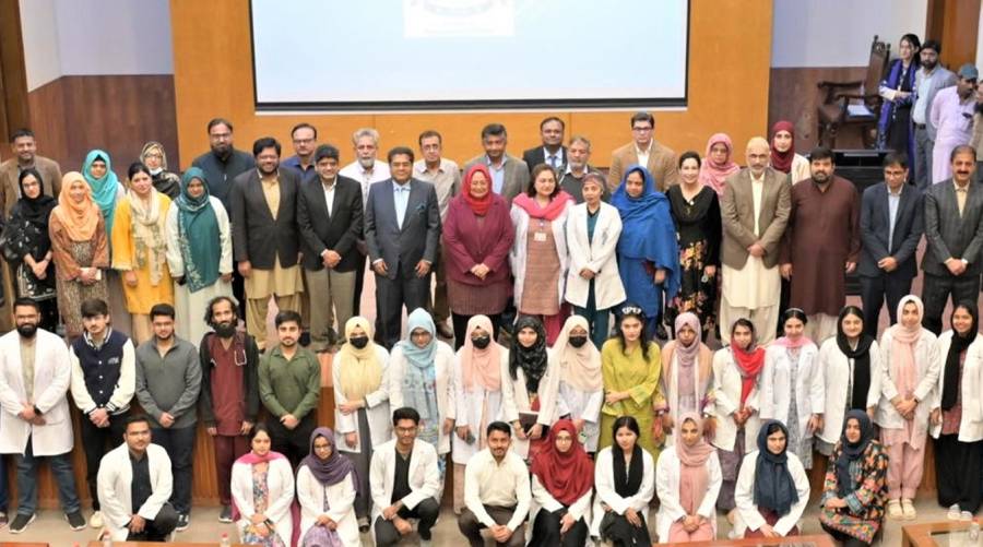 FCPS and MCPS trainees at SPGS orientation day held at Dow University of Health Sciences