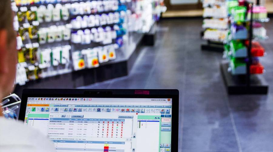Prescription medicines displayed in a pharmacy symbolize Pakistan's ongoing shortage of life-saving medicines awaiting government price approval after completing DRAP's regulatory process.